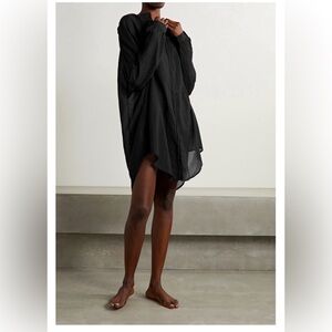NWOT SKIN Brea oversized cotton-voile kaftan in black. Size XS